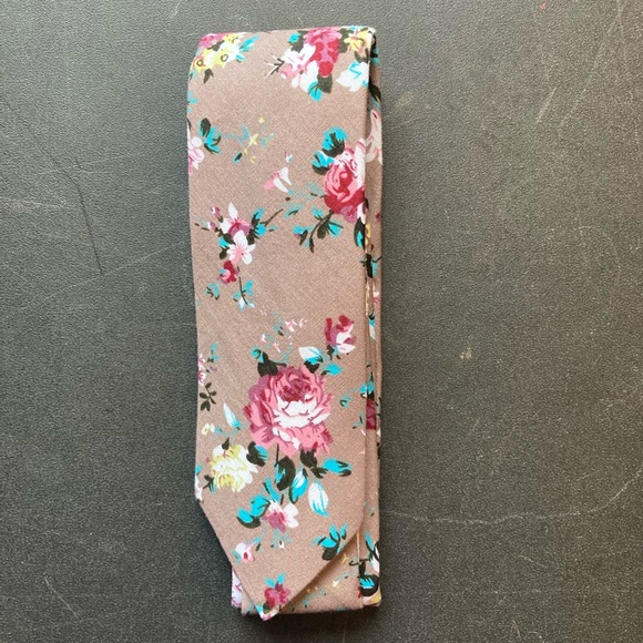 Tie set - Picture 6 of 7